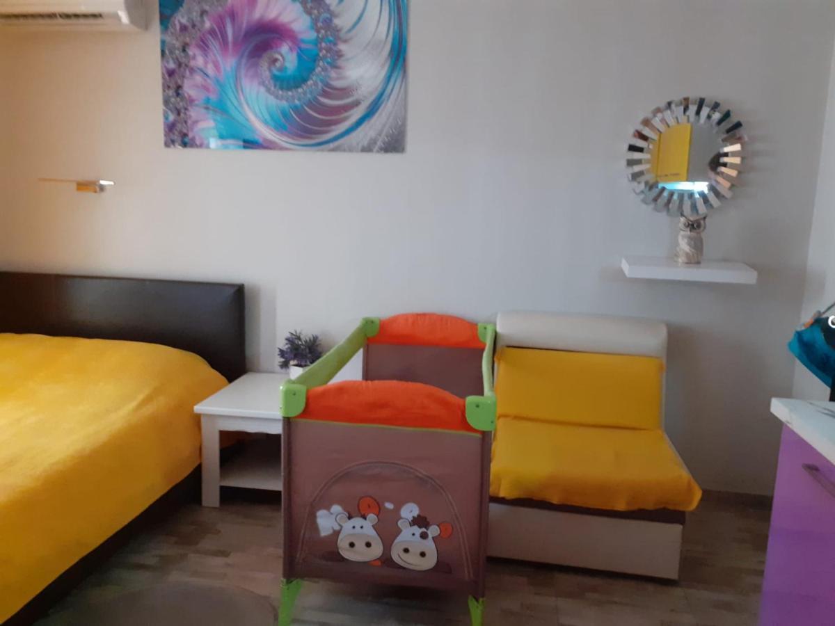 Parus-2-Studio Pomorie Exterior foto